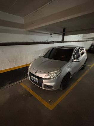 RENAULT SANDERO 1.6 EXPRESSION 16V FLEX 4P MANUAL RENAULT SANDERO 1.6 EXPRESSION 16V FLEX 4P MANUAL